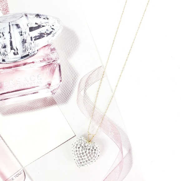 SOLD 10K Gold Necklace with Crystal Heart Resin - Picture 2 of 8